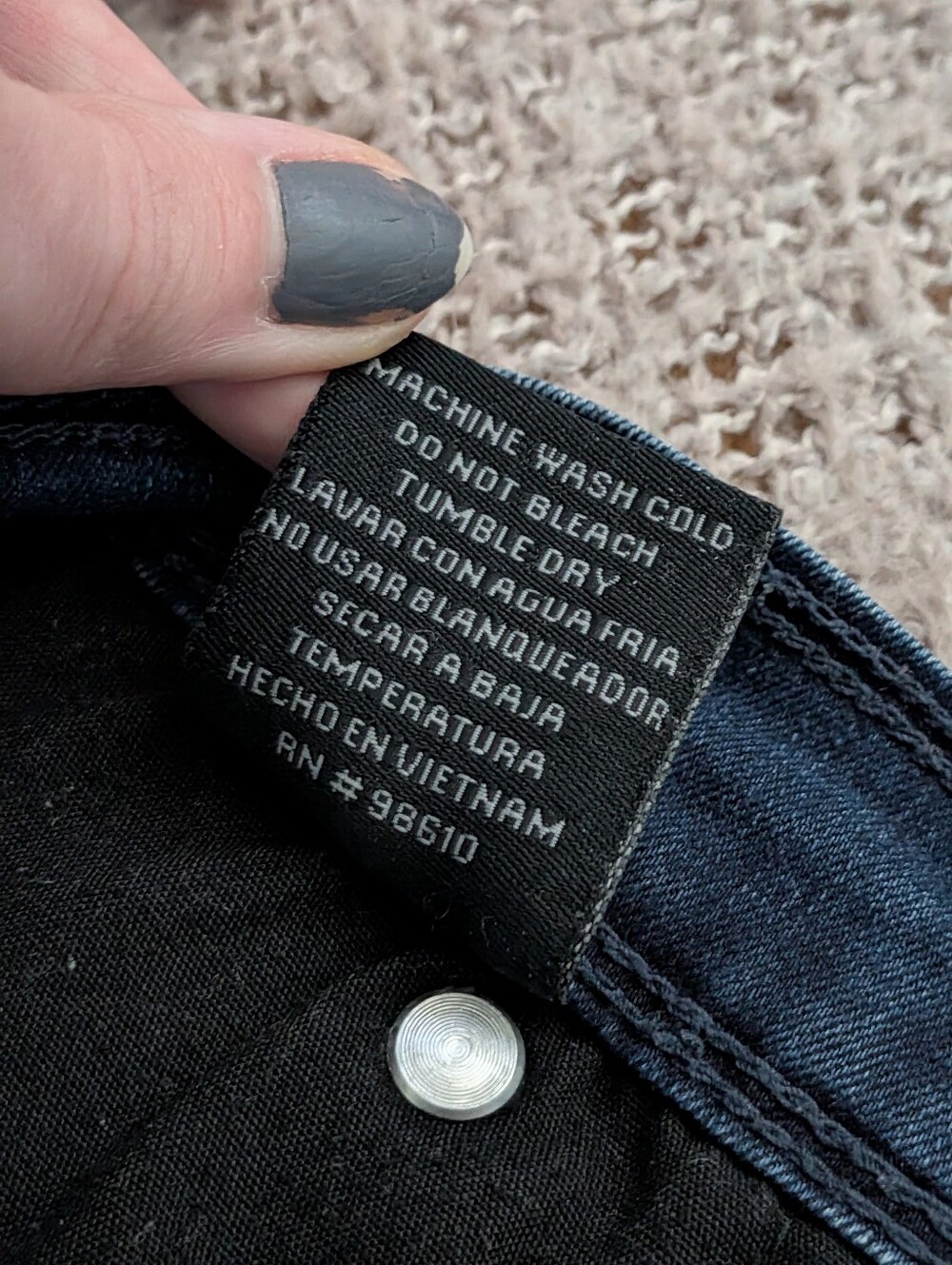 Vintage High-Rise Denim Shorts - Picture 8 of 8